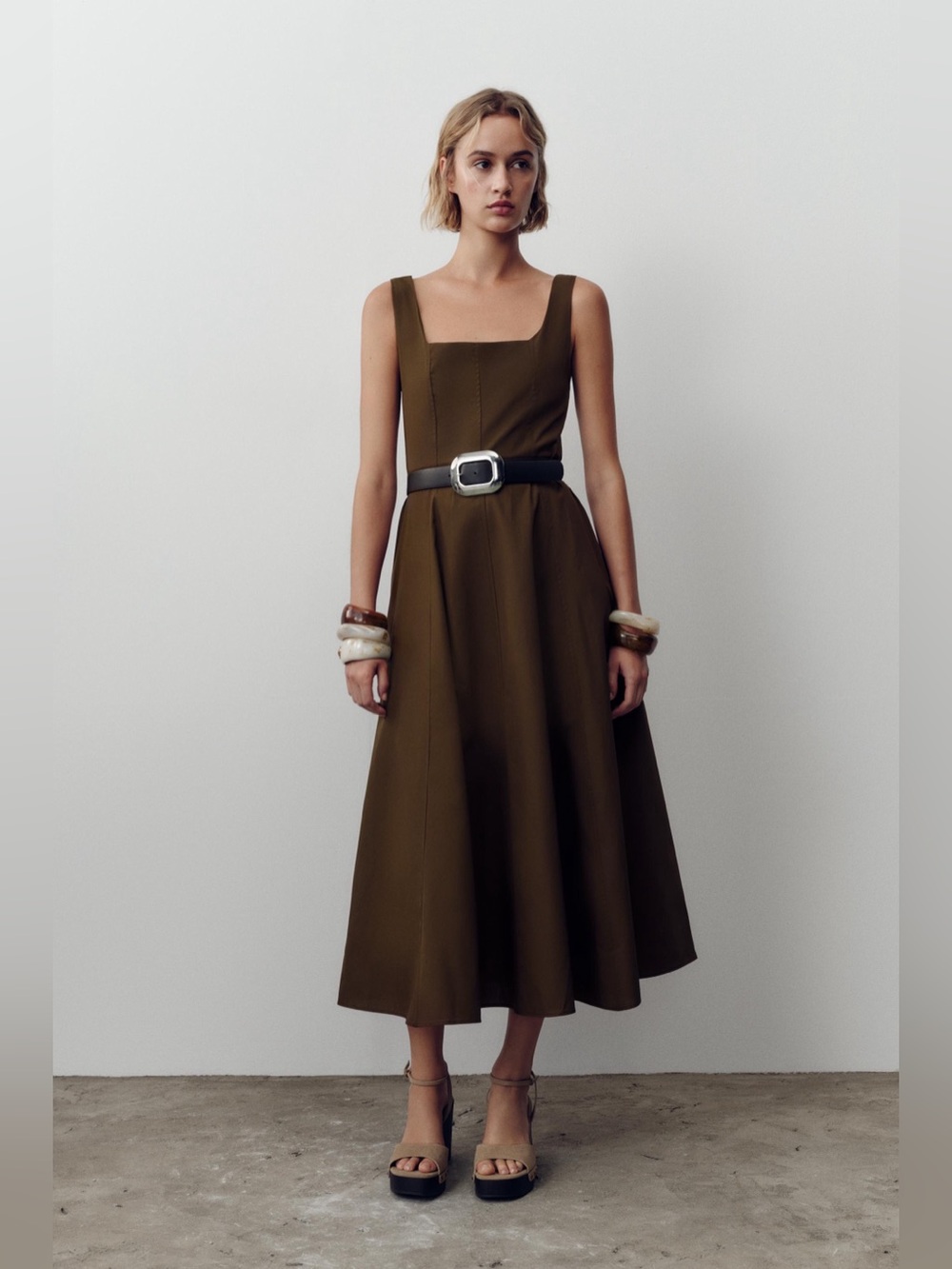 NWT. Zara Brown Cotton Midi Dress with Belt. Size S.